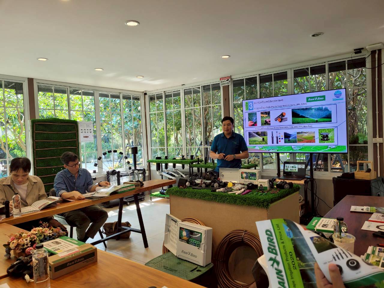 Images/Blog/EgAea0nE-LINE_ALBUM_ขจีพรรณ  การ์เด้น เทรนนิ่ง ระบบน้ำ 2212026_260128_33.jpg